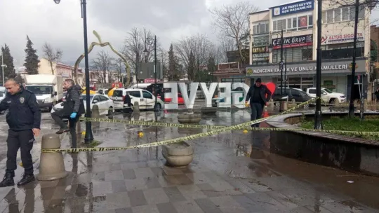 Kaçırdığı evli kadının kocası karşılarına çıkınca olanlar oldu: 3 yaralı