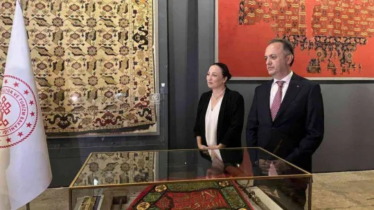 Kaçırılan eserler Mısır'a iade edildi