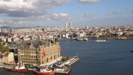 Kadıköy 'Çok Yüksek İnsani Gelişme' sıralamasında Türkiye birincisi oldu