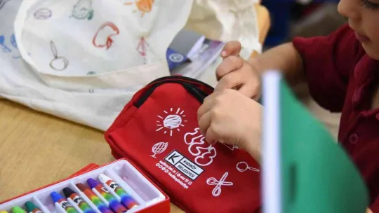 Kadıköy Belediyesi'nden 3 bin 500 öğrenciye kırtasiye desteği