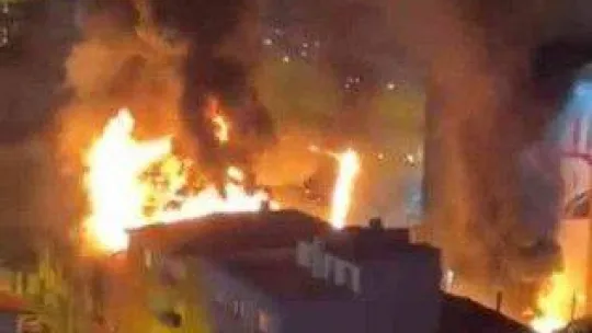 Kadıköy'de 3 katlı binada patlama: 3 ölü, 1 yaralı