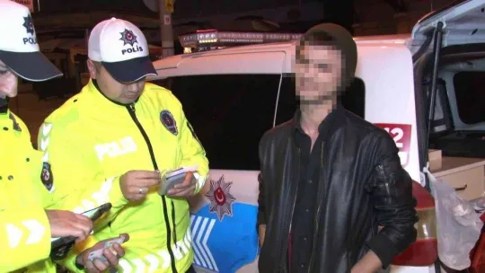 Kadıköy'de denetime takılan şahıstan gazetecilere şaşırtan tepki: 'Sansürleyebilirseniz iyi olur'