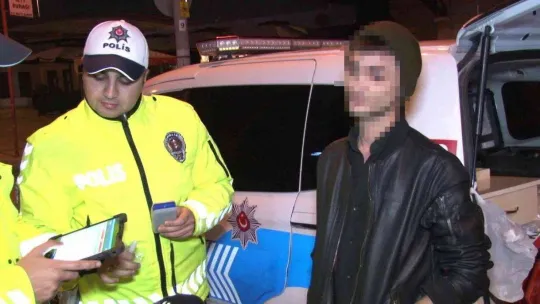 Kadıköy'de denetime takılan şahıstan gazetecilere şaşırtan tepki: 'Sansürleyebilirseniz iyi olur'