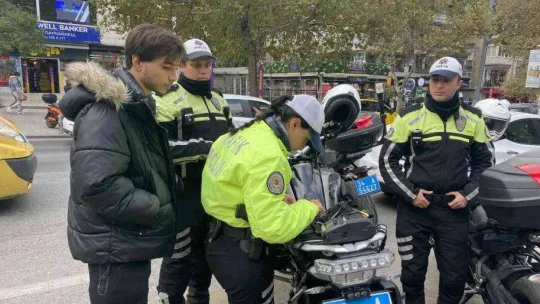 Kadıköy'de elektrikli scooter denetiminde sürücülere ceza yağdı
