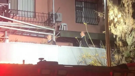 Kadıköy'de korkutan iş yeri yangını