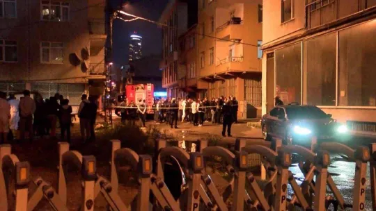 Kadıköy'de patlamanın yaşandığı mahalle sakinleri evlerine alındı