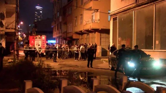 Kadıköy'de patlamanın yaşandığı mahalle sakinleri evlerine alındı