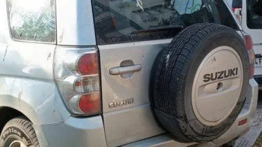 Kadıköy'de taksici dehşeti: iki kadının peşine takıldı, bilerek araçlarına çarptı