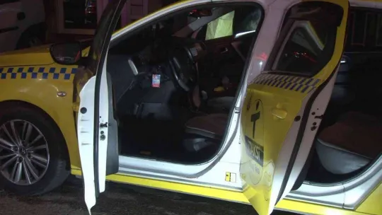 Kadıköy'de taksici ile yolcunun ücret tartışmasında kan aktı: 1 yaralı