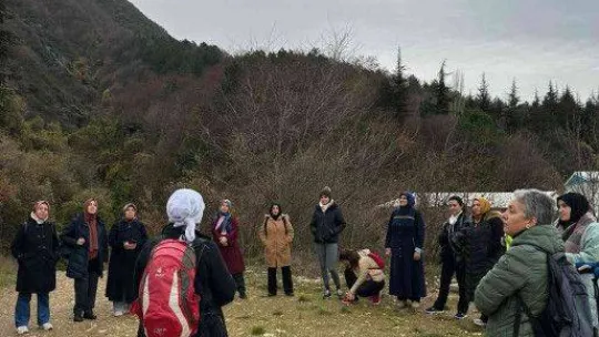 Kadınların 'iyilik hareketi' doğada başladı