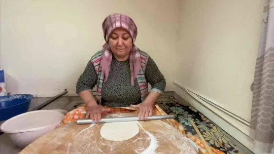 Kadınların elinden kışlık ürünler ve gözlemeler