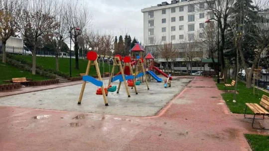 Kağıthane'de Havuzlar Parkı baştan sona yenileniyor
