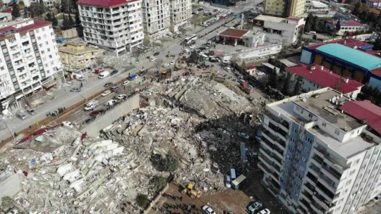 Kahramanmaraş'ta umutlu bekleyiş devam ediyor