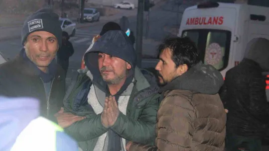 Kahramanmaraş'tan 51 saat sonra güzel haber: 20 yaşındaki Melisa kurtarıldı
