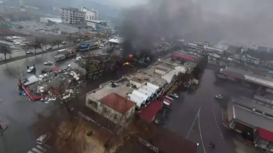 Kahramanmaraş toptancılar çarşısı yerle bir oldu