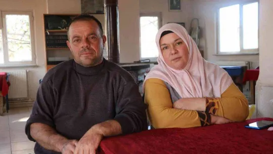 Kahvehaneye kadın eli değdi