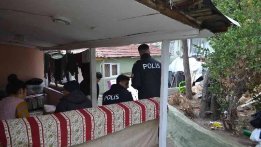 Kalasları doğrarken iki parmağını spiral makinesine kaptırdı