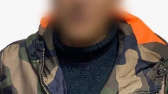 Kamyonet ile geldiler, tekstil deposundan 150 bin TL'lik malzeme çalıp gittiler