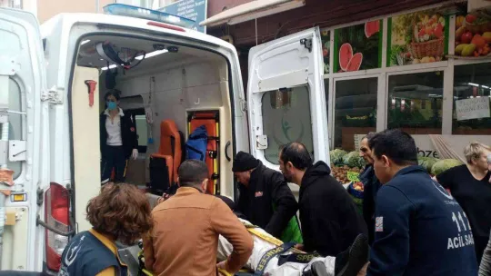 Kamyonet şoförüne 'neden kaçtın' diyerek tokat attı