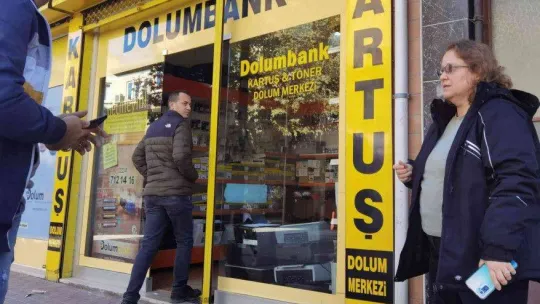 Kanada'dan Bursa'ya gelen kadını 500 bin lira dolandırdılar