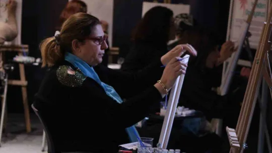 Kanser hastaları sanat ile hayata tutunuyor