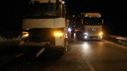 Kapıkule yolunda 2 tır çarpıştı: 1 yaralı