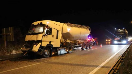 Kapıkule yolunda 2 tır çarpıştı: 1 yaralı