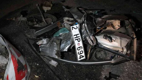 Kapıkule yolunda tır ile çarpışan otomobil hurdaya döndü: 1 yaralı