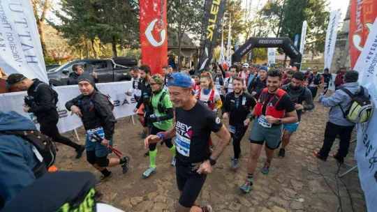 Kar Spor İda Ultra büyük bir coşkuyla başladı