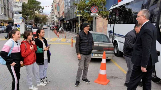 Karacabey Belediyesi'nin araç filosuna bir araç daha katıldı