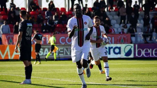 Karagümrük, Dünya Kupası arasında form tutmak istiyor