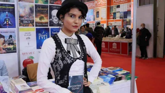 Karantina günlerini şiirlerinde anlattı