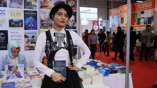 Karantina günlerini şiirlerinde anlattı