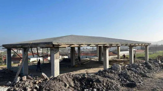 Karesi Belediyesi köy konakları inşaatlarını sürdürüyor