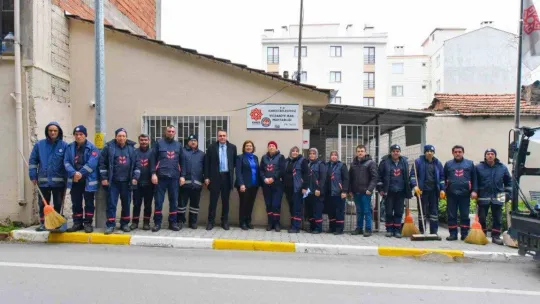 Karesi'de temizlik çalışmaları sürüyor