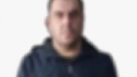 Karı-koca kılığında kiraladıkları evde sahte pasaport üretmişler