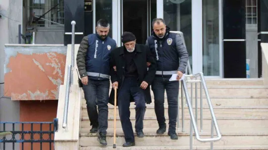 Karısını ve oğlunu öldüren 86 yaşındaki emekli asker tutuklandı