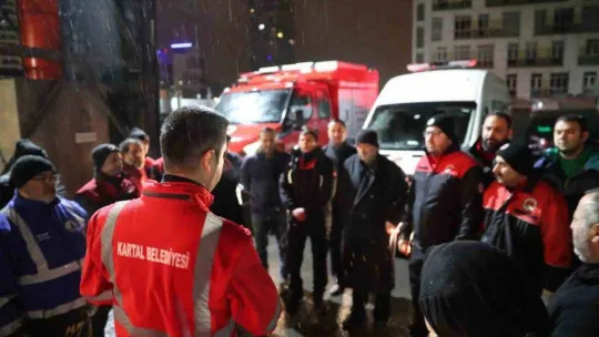 Kartal Belediyesi Arama Kurtarma Ekipleri deprem çalışmalarına katılmak üzere yola çıktı