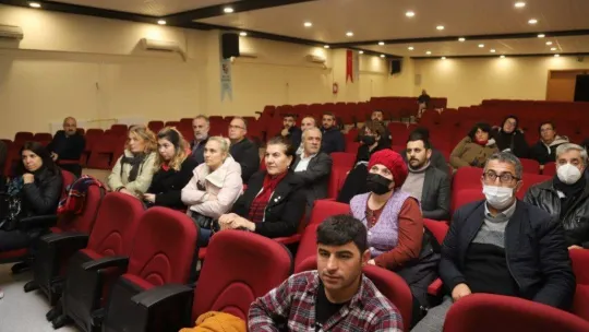 Kartal Belediyesi'nden afet gönüllülerine eğitim