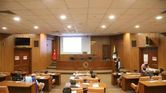 Kartal Belediyesi'nden personele yönelik iş güvenliği eğitimi