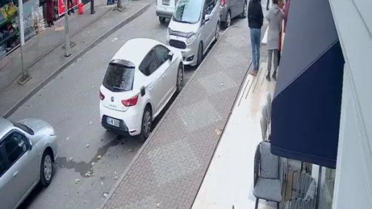 Kartal'da 'Gecenin Ucunda' dizi setinde saldırı: Rambo bıçağı ile saldırdılar