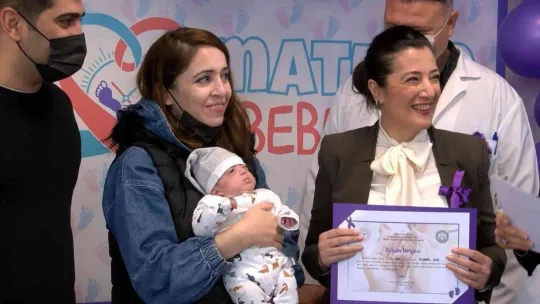 Kartal'da Dünya Prematüre Günü bebekler ve aileleriyle kutlandı