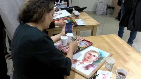 Kartal'da, İranlı kadın sanatçıların 'Mehregan' sergisi kapılarını açtı