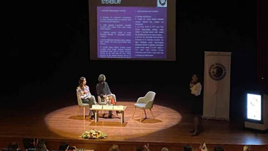 Kartallı kadınlar 'Şiddetsiz Bir Dünya için Birlikte Güçleniyoruz' panelinde buluştu