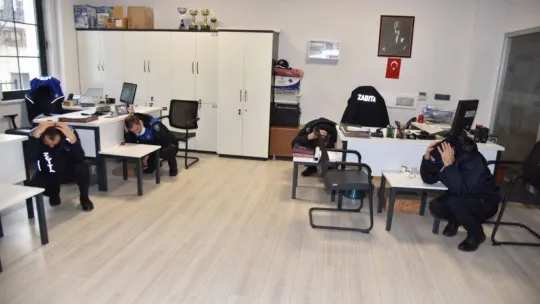 Kartepe Belediyesi'nde deprem tatbikatı