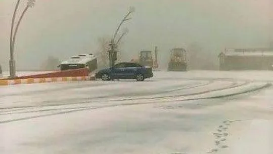 Kartepe'de kar yağışı başladı