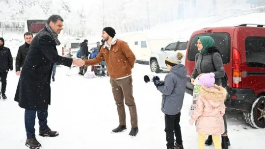 Kartepe'de karın tadını çıkardılar