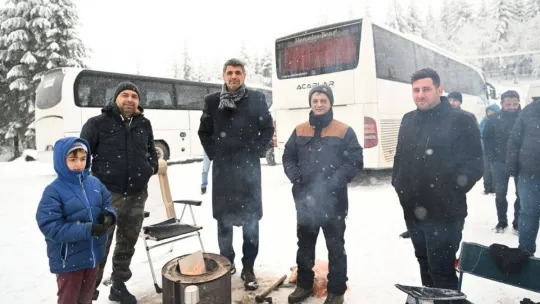 Kartepe'de karın tadını çıkardılar