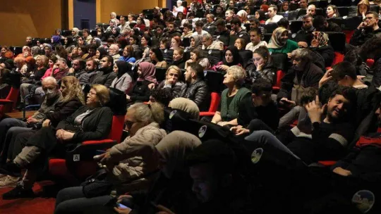 Kasım ayı etkinlikleri tiyatro gösterimiyle sona erdi