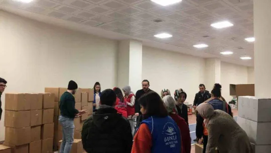 Kastamonu'dan deprem bölgesine 'yardım' seferberliği